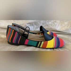 NWOT Nine West multicolored striped flats